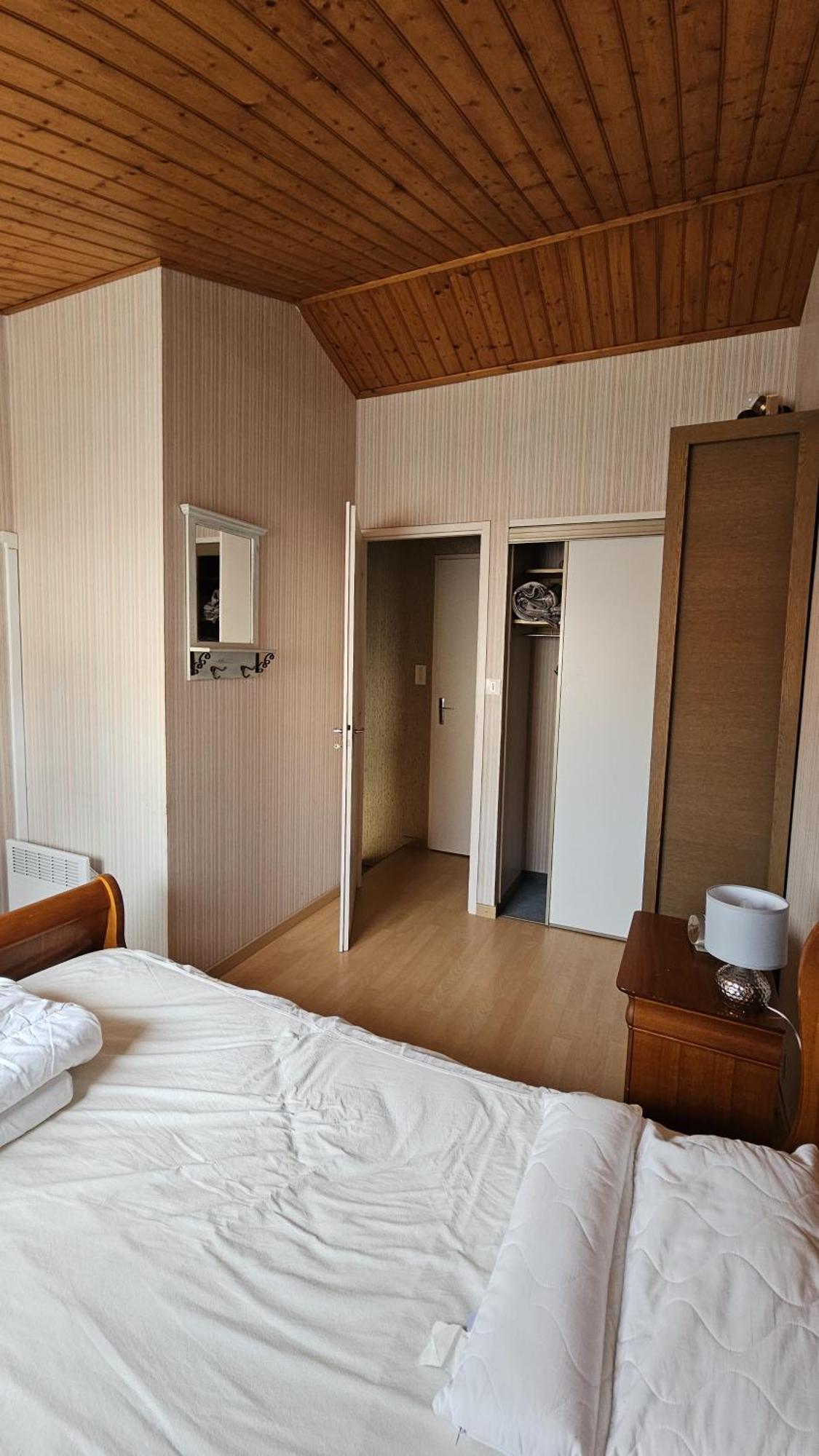 MAISON T2 WIFI Parking Privé Les Sables d'Olonne 9mn à Pied Plage Présidents Exterior foto